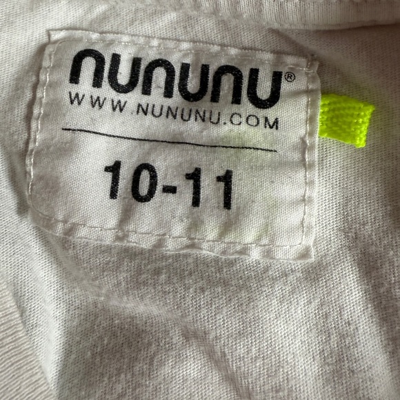 Nununu Gray /White Tee in Play Condition Scissors and Measuring tape Tee Flaw - Picture 6 of 6